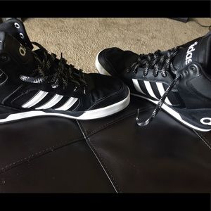 Men’s Adidas Raleigh Mid 9TIS Retro Sneakers